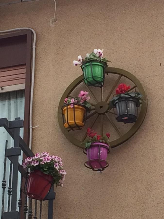 Ferienwohnung Fontana Di Li Rosi Campofranco Exterior foto